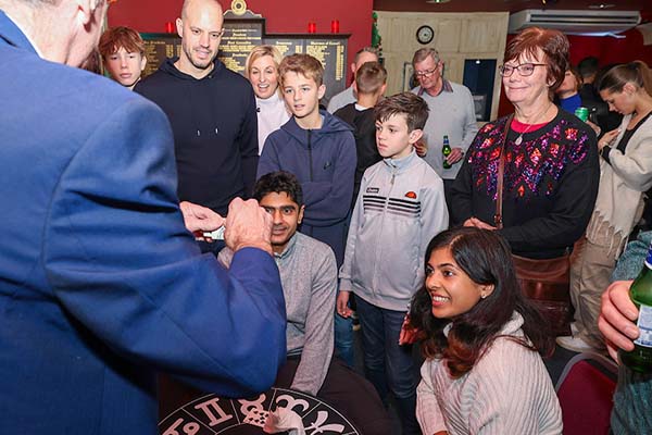 Close Up Magician Paul Andrews